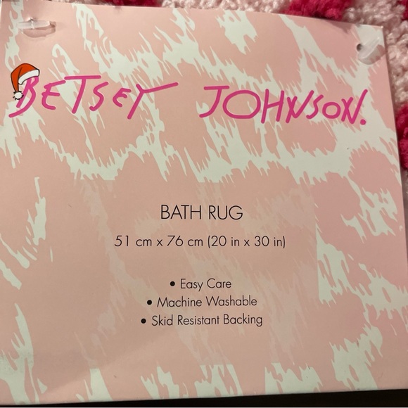 Betsey Johnson snowflake bathroom set - Picture 4 of 8